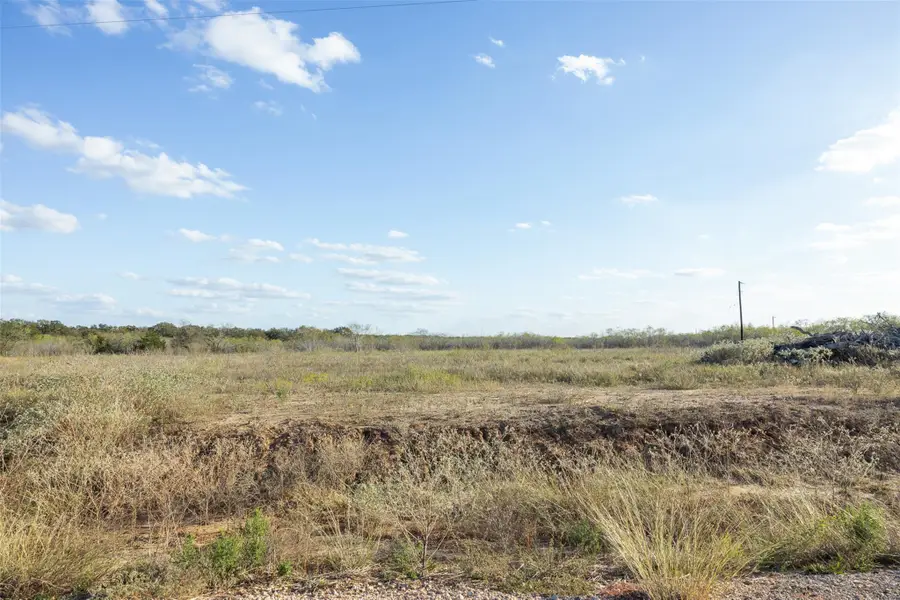 133 Sly St, Dale, TX 78616 - #3