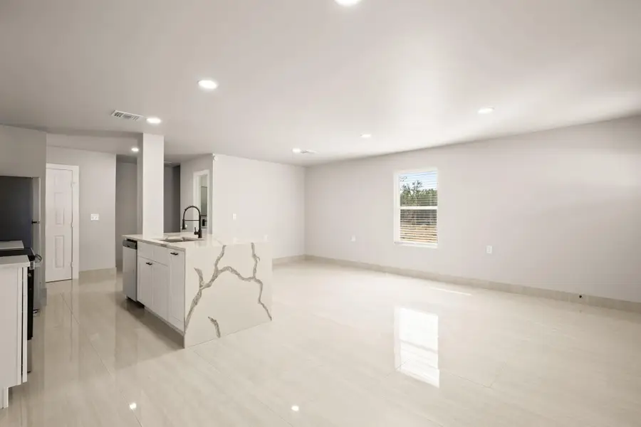 183 Mimosa Rd, Dale, TX 78616 - Image #3