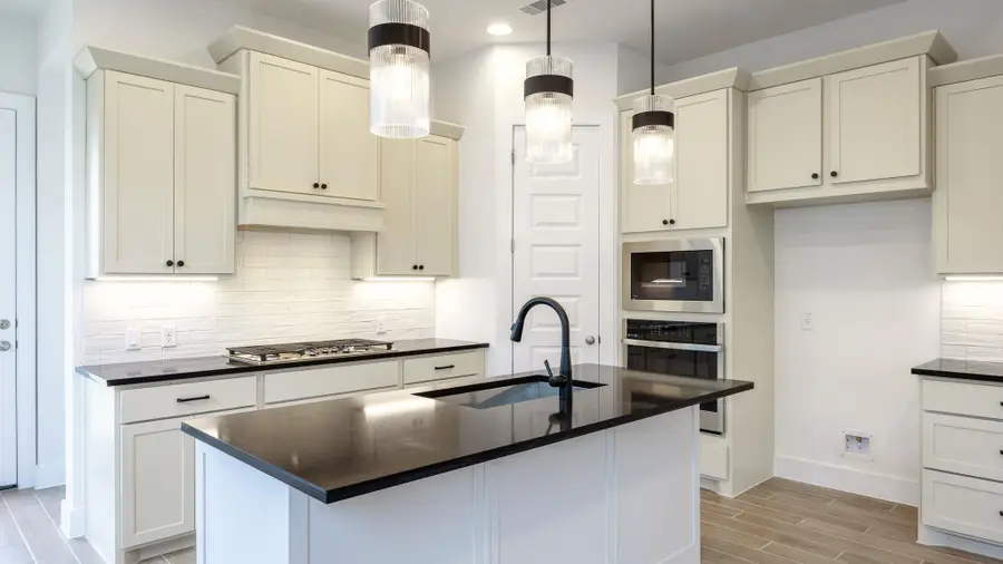 8704 Basil Hayden Ln, Austin, TX 78744 - #3