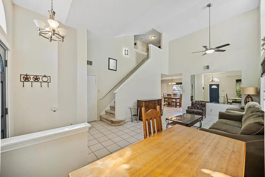 8612 Piney Creek Bnd, Austin, TX 78745 - Image #3