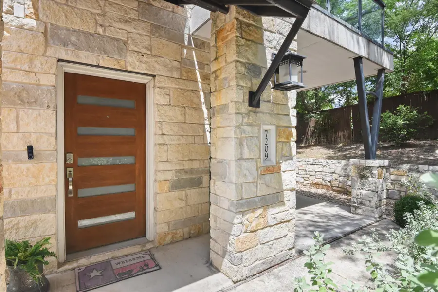 7209 Bassett Ct, Austin, TX 78741 - #2