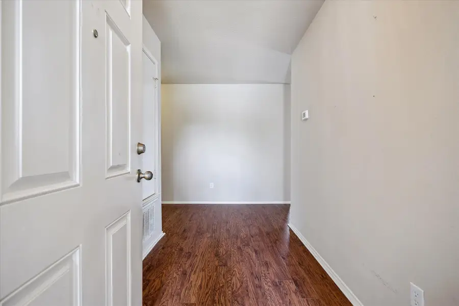 913 Remington Dr, Leander, TX 78641 - #3