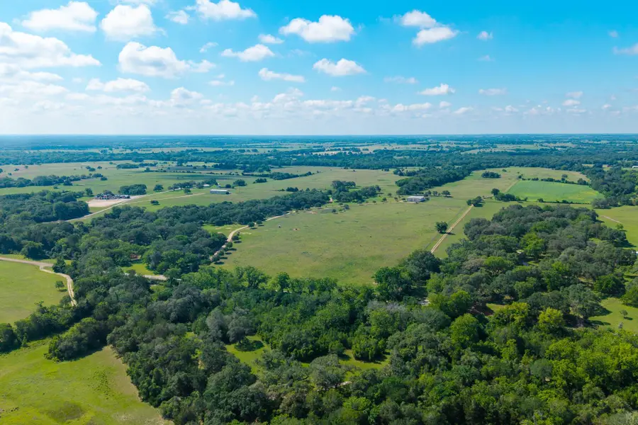 5018 Wolters Rd, Schulenburg, TX 78956 - #3