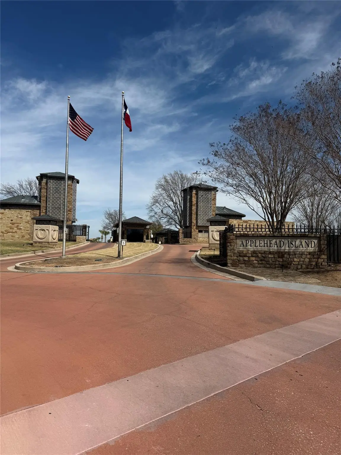 204 Dominion Dr, Horseshoe Bay, TX 78657 - #1