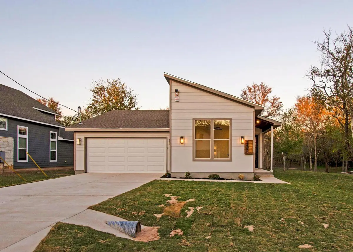 346 Nene Ln, Bastrop, TX 78602 - Image #1