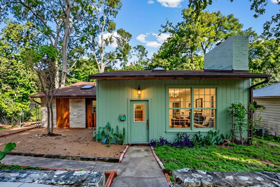 3302 Cherrywood Rd, Austin, TX 78722 - #2