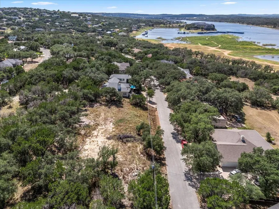 21522 Lakefront Dr, Lago Vista, TX 78645 - Image #2