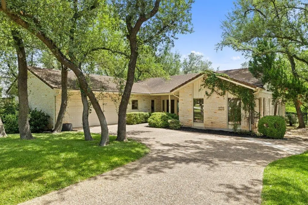 110 Blue Jay Dr, Lakeway, TX 78734 - #1