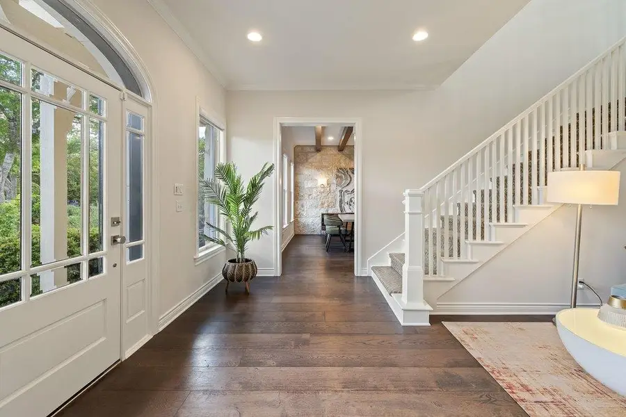 6216 Northern Dancer Dr, Austin, TX 78746 - #2