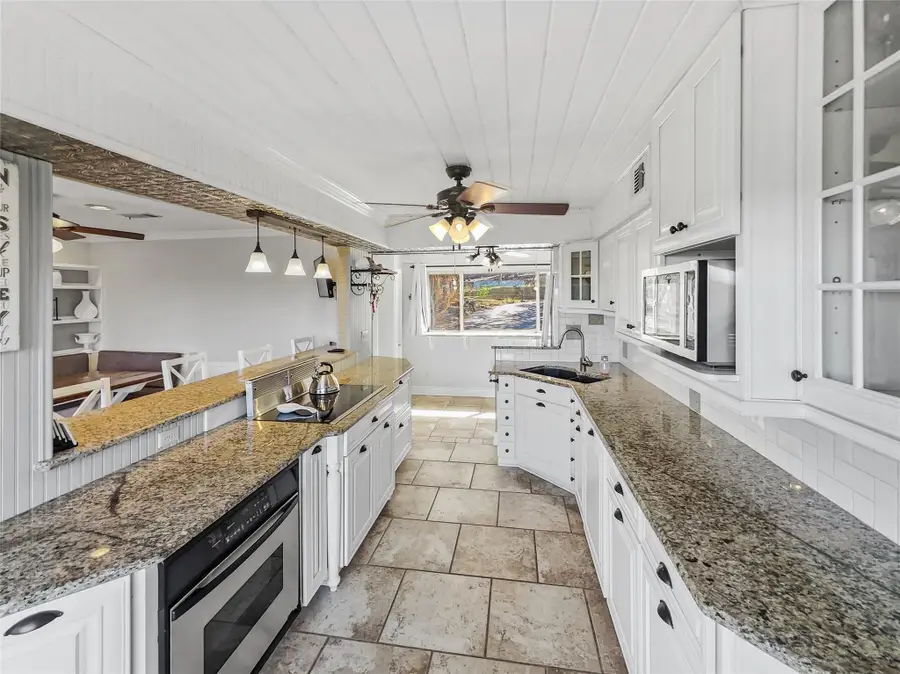 798 Fawn Trl, Canyon Lake, TX 78133 - #3