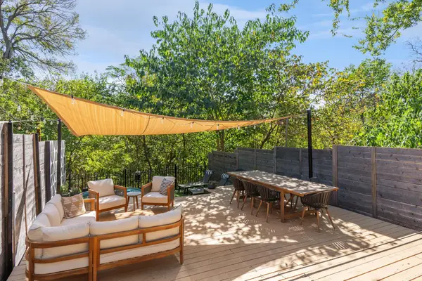 1177 Pandora St #B, Austin, TX 78702