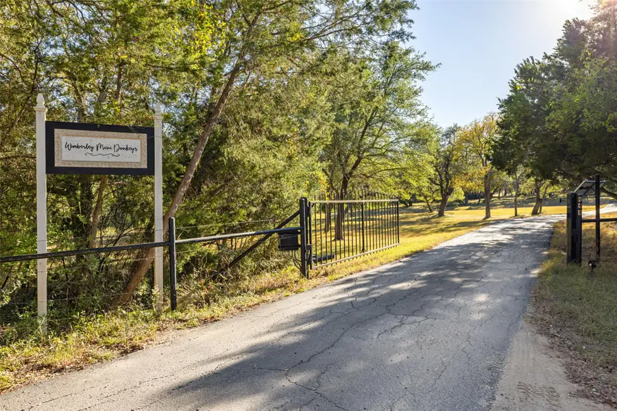 222 Winn Valley Dr, Wimberley, TX 78676 - Image #2