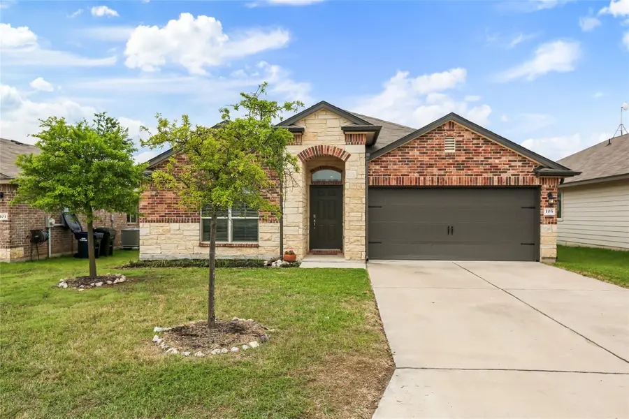 105 Plata Ln, Jarrell, TX 76537 - #3