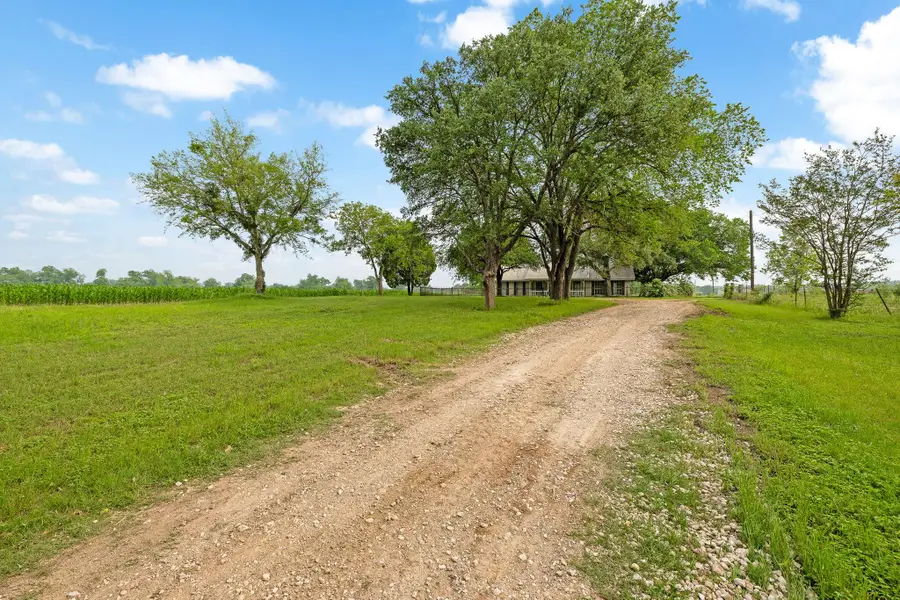 4265 County Road 123, Round Rock, TX 78664 - #2
