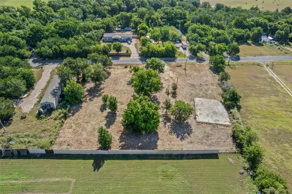 150 River Rd, Liberty Hill, TX 78642