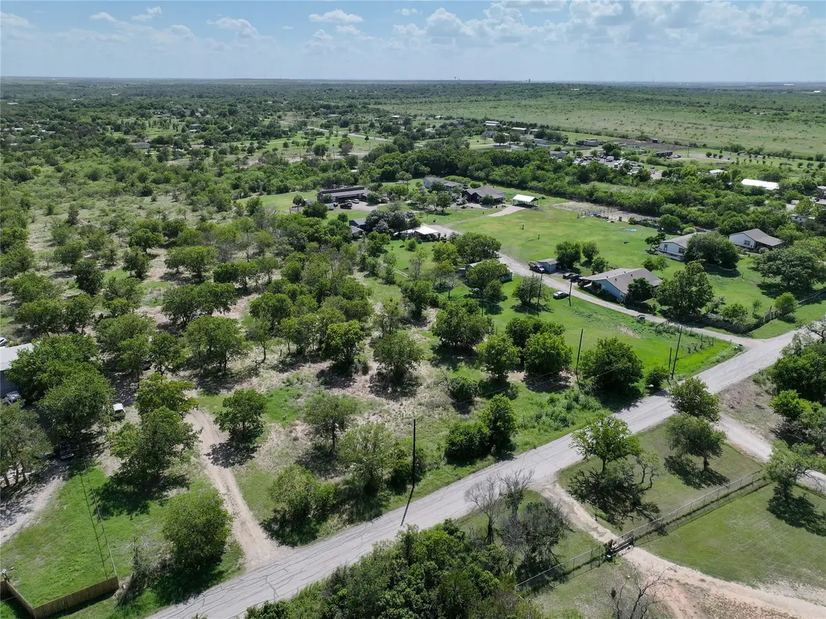 983 Longhollow Rd, Dale, TX 78616 - Image #1