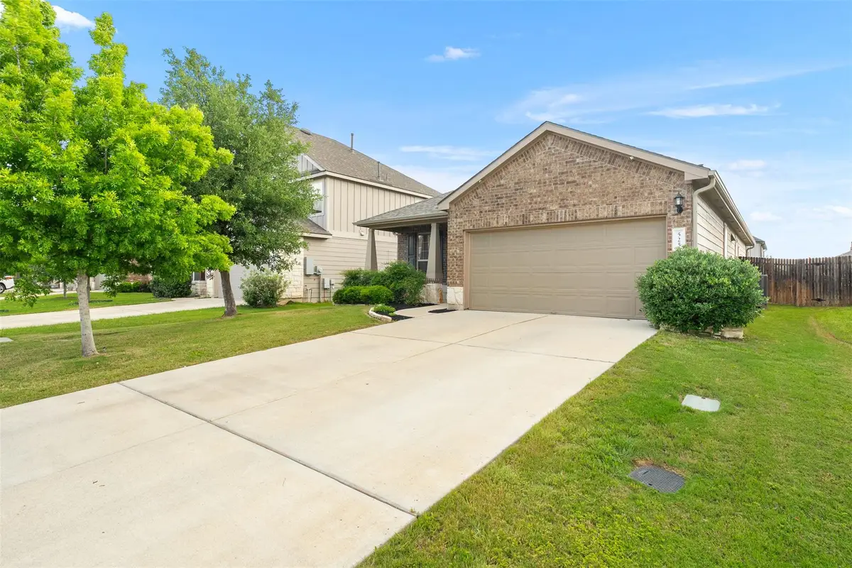 525 Staton St, Georgetown, TX 78626 - #1