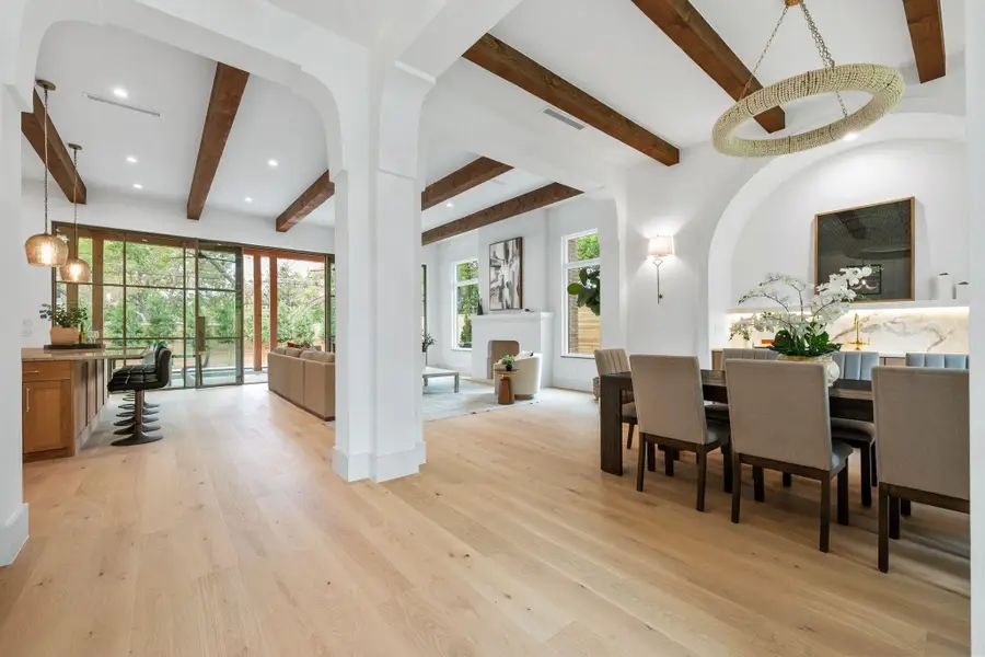 6006 Cary Dr, Austin, TX 78757 - Image #3