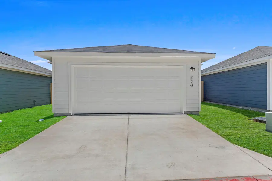 308 Nizao Ln, Bastrop, TX 78602 - #2