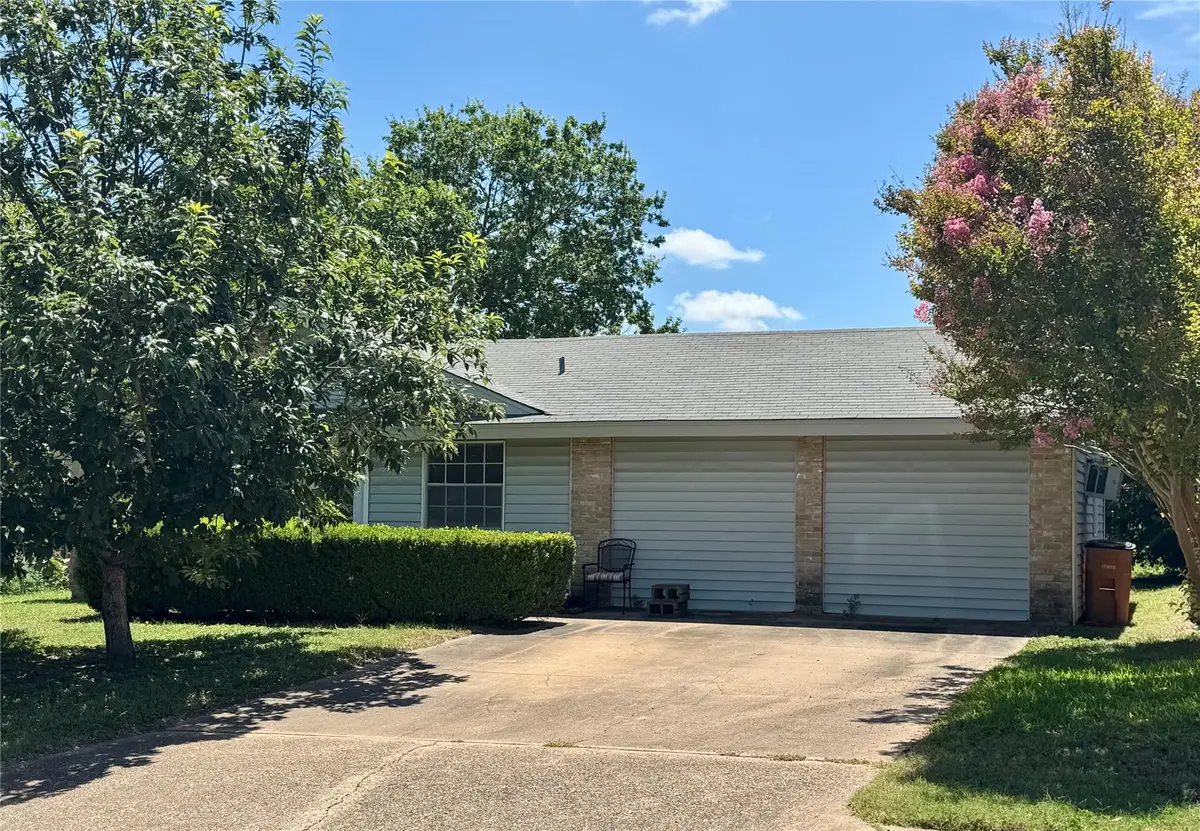 5813 Cedardale Dr, Austin, TX 78745 - #1