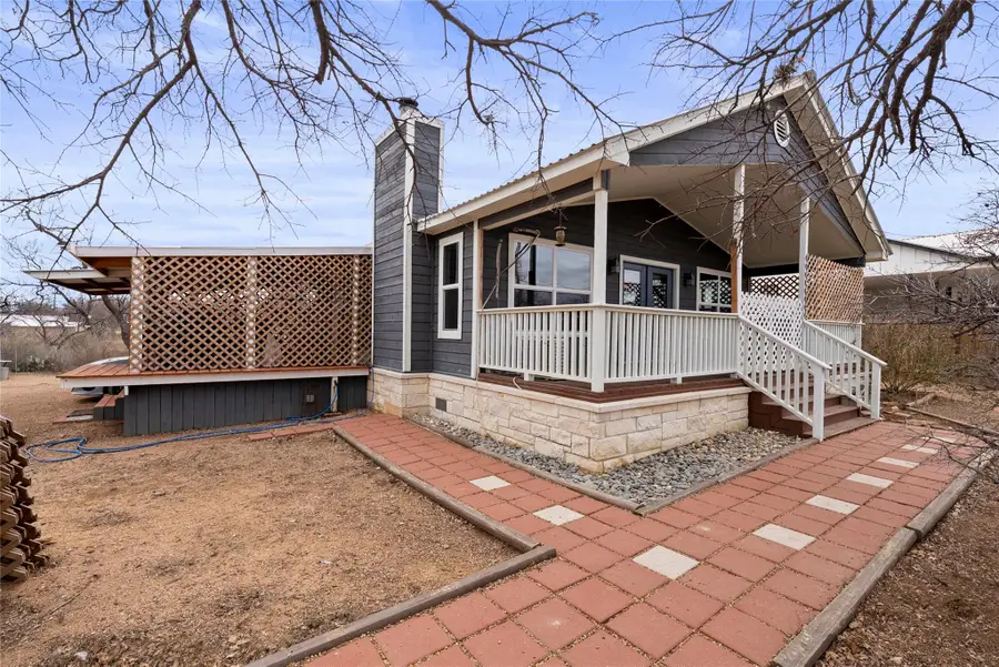 813 Airway St, Kingsland, TX 78639 - #3