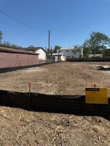 8611 Leo St, Austin, TX 78745 - Image #2