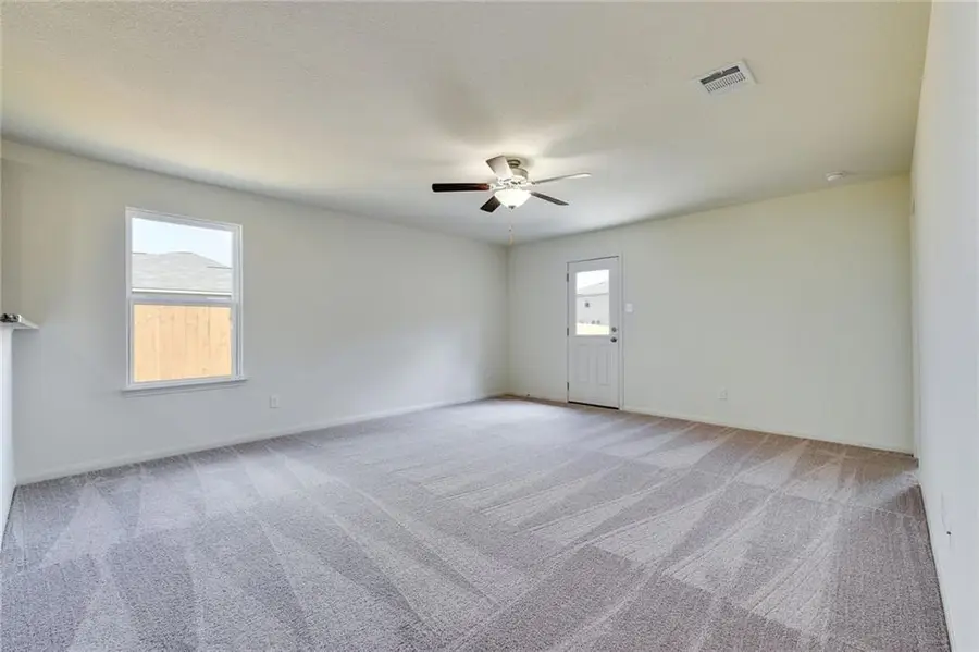 140 Allington Cir, Jarrell, TX 76537 - Image #3