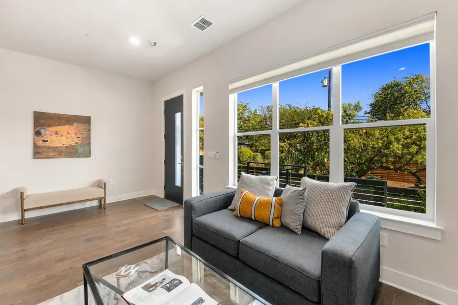 4405 Grotto Dr, Austin, TX 78731 - #3