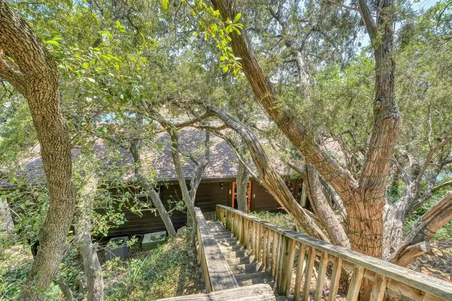 1013 Council St, Burnet, TX 78611 - #3