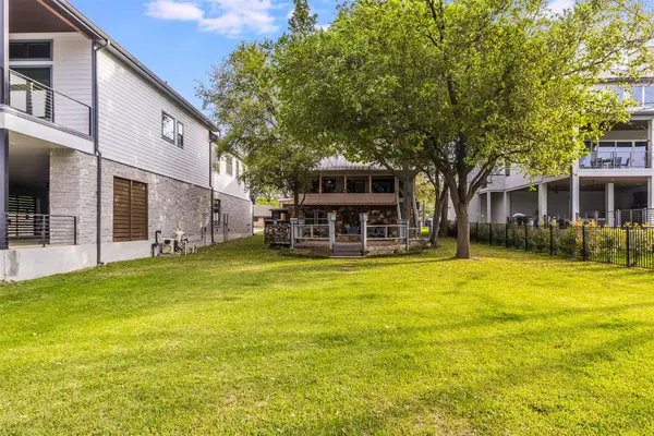 320 Harris Loop, Kingsland, TX 78639