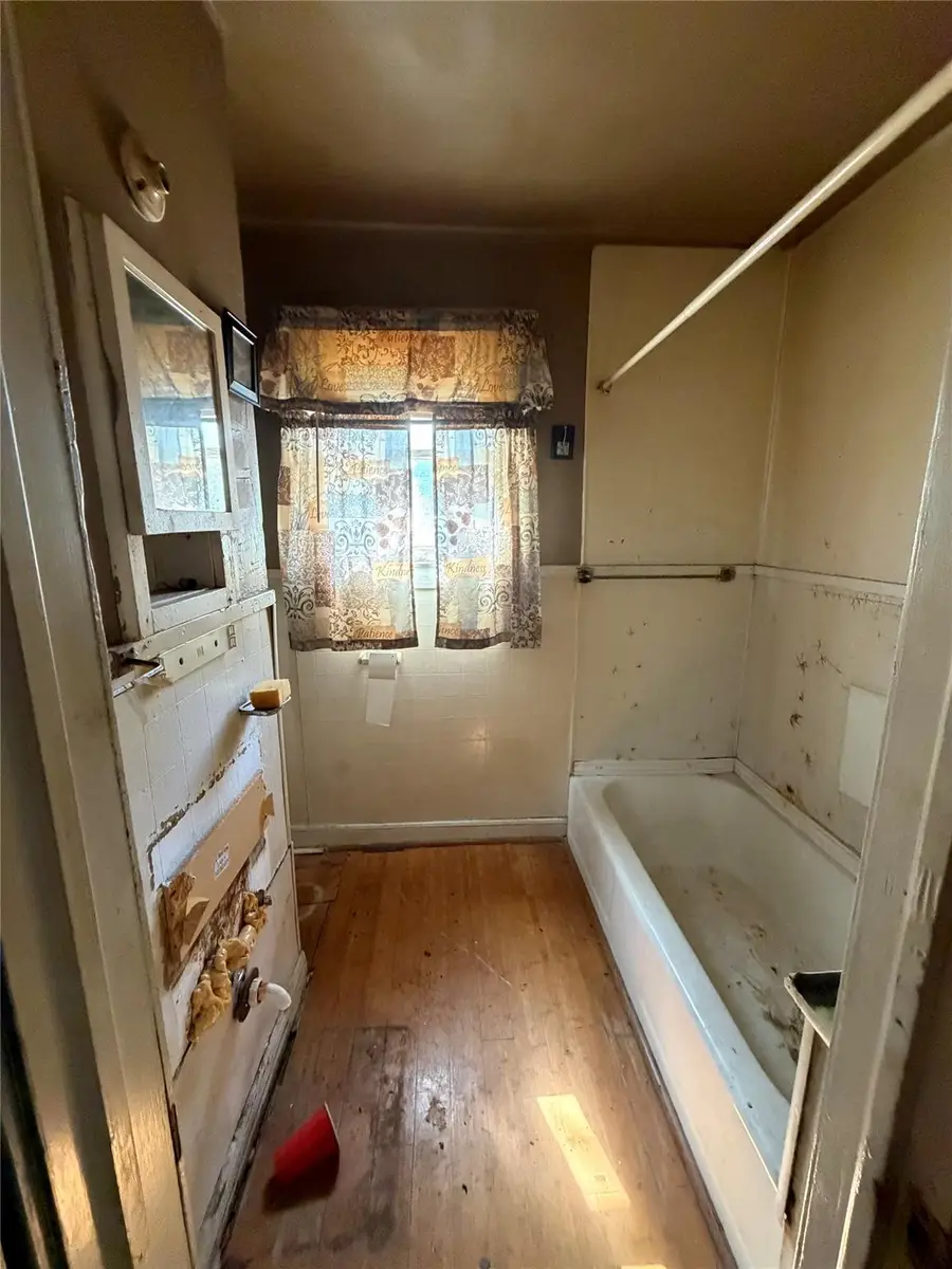 5001 Lott Ave, Austin, TX 78721 - Image #2