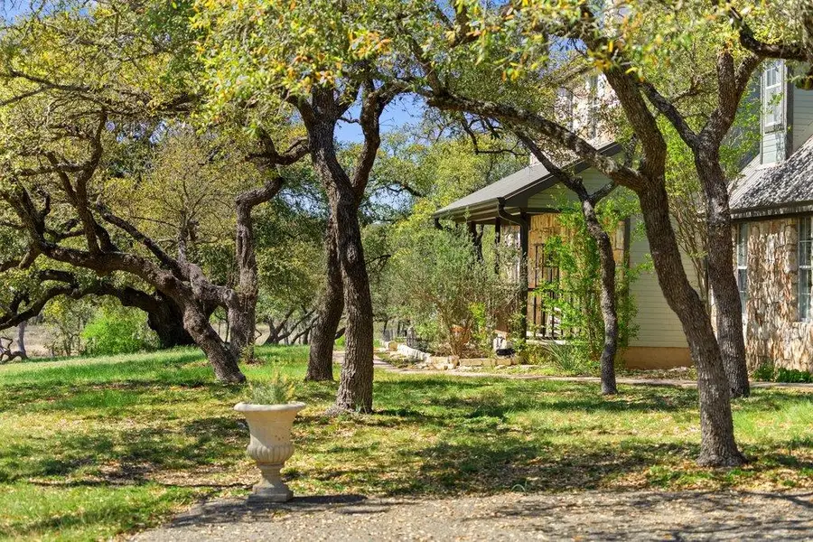 290 Sunset Rdg, Dripping Springs, TX 78620 - #2