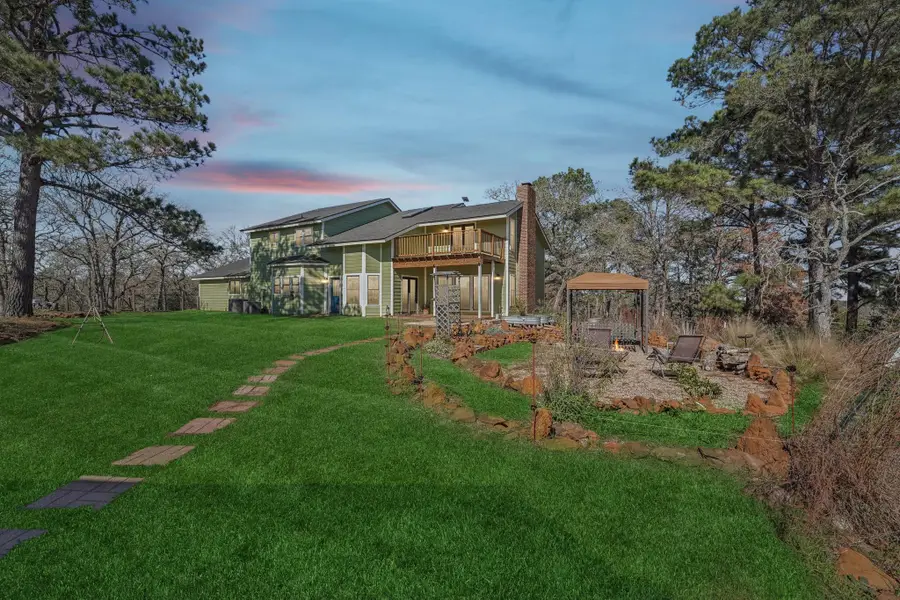 407 Country Ln, McDade, TX 78650 - #2