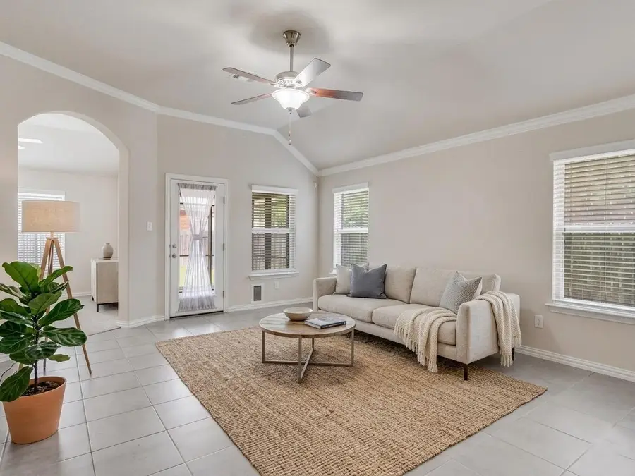 22005 Rhiannon Ln, Pflugerville, TX 78660 - #2