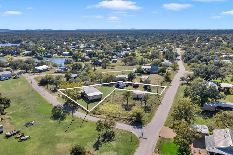 1415 Bee Ln, Tow, TX 78672 - Image #2