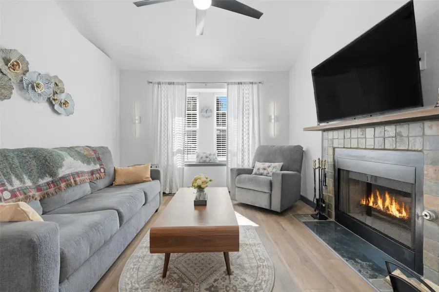 1411 Gracy Farms Ln #123, Austin, TX 78758 - Image #2