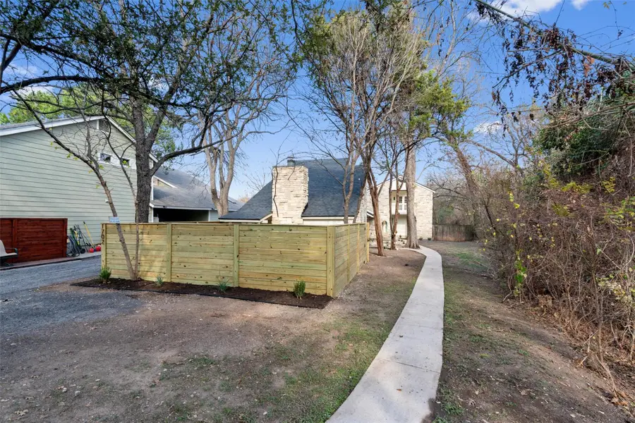 1702 Cinnamon Path, Austin, TX 78704 - Image #3