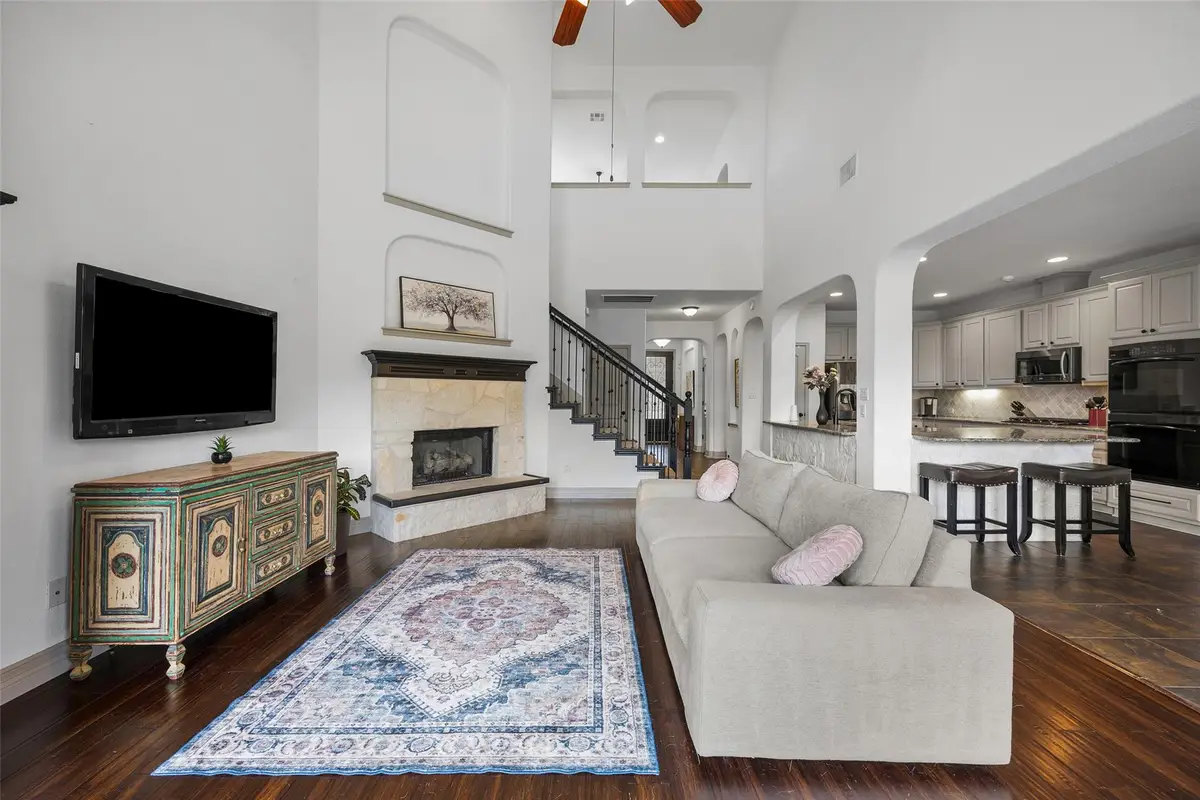 8000 Alophia Dr, Austin, TX 78739 - #1