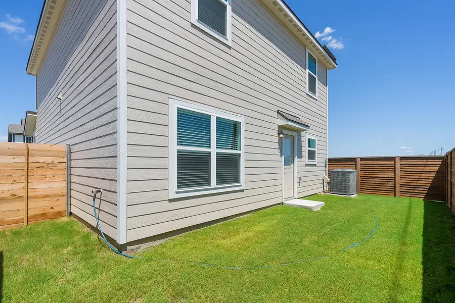 211 Carmel Canyon Trl, Jarrell, TX 76537 - #2