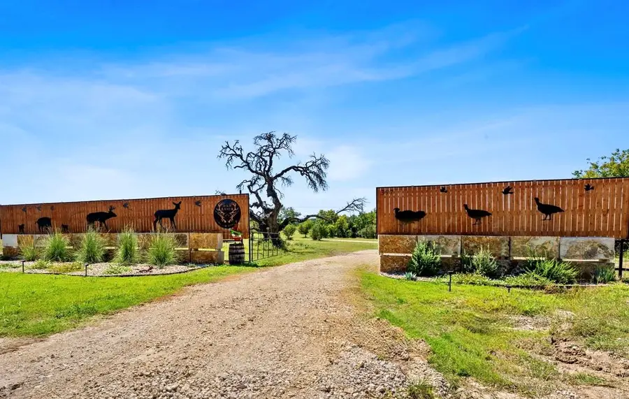 397 Private Road 3072, Lampasas, TX 76550 - Image #2