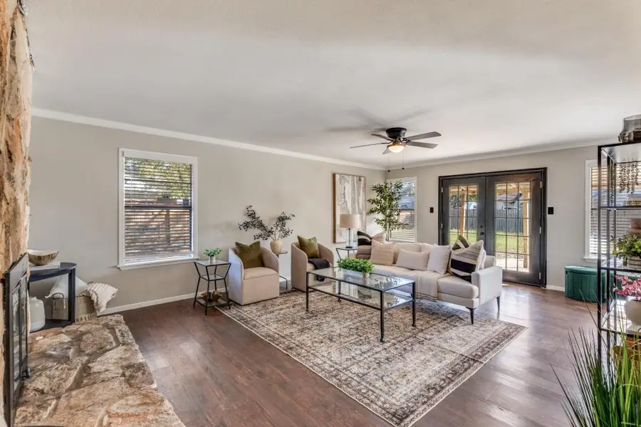 12901 Lamplight Village Ave, Austin, TX 78727 - Image #2