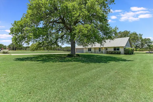 401 Westfall Trl, Liberty Hill, TX 78642