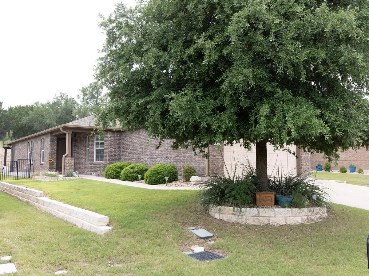834 Salado Creek Ln, Georgetown, TX 78633 - #1