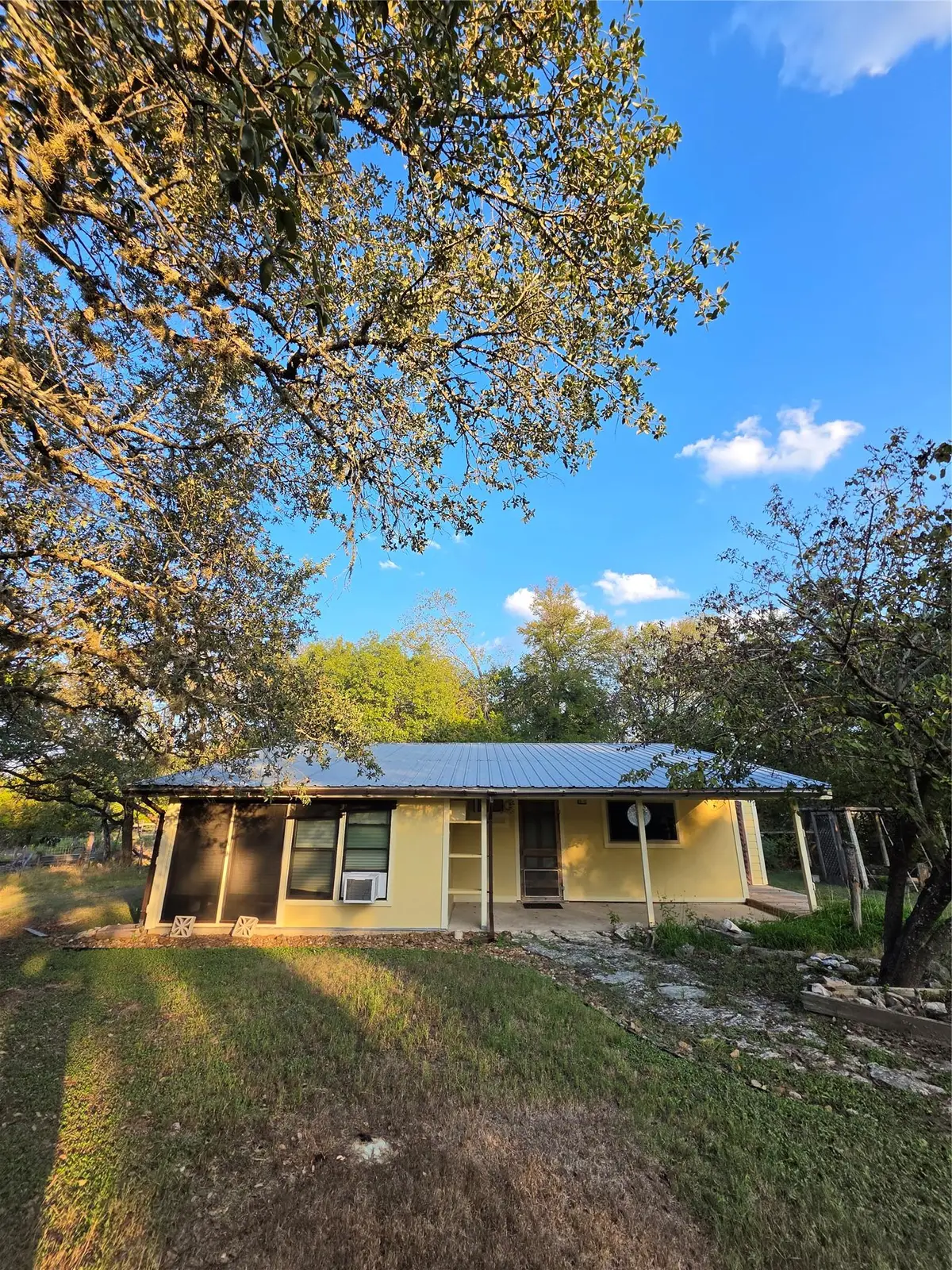 311 Barton Meadow Dr, Dripping Springs, TX 78620 - #1