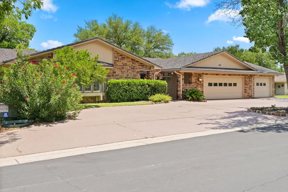 618 Hi Stirrup, Horseshoe Bay, TX 78657 - #1