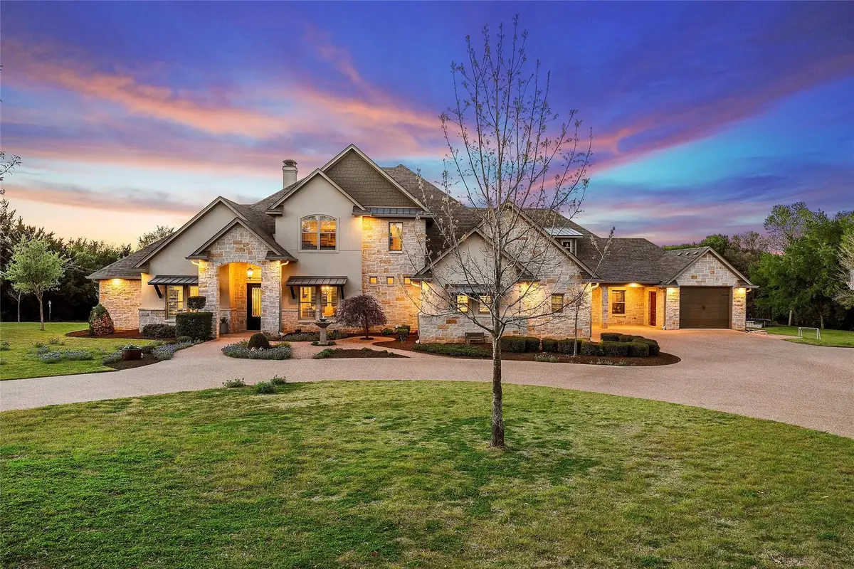 14690 Chapel Rd, Lorena, TX 76655 - #1