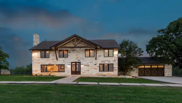 187 N Cedar Creek Dr, Cedar Creek, TX 78612