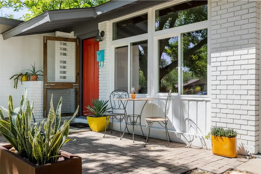 6304 Peggy St, Austin, TX 78723 - #3