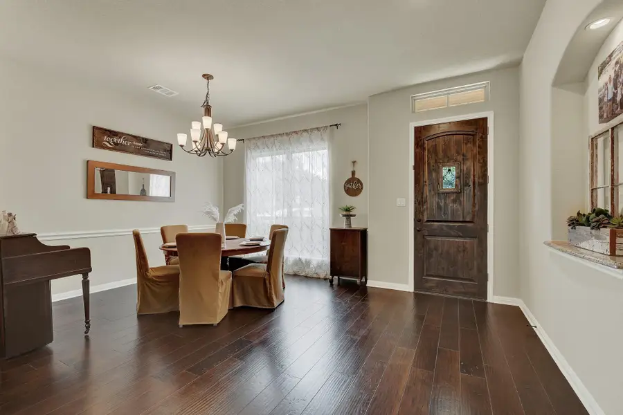 1937 Hunters Cv, New Braunfels, TX 78132 - #2
