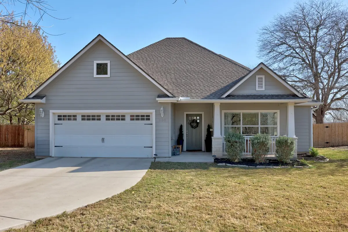 502 NW River Rd, Martindale, TX 78655 - #1